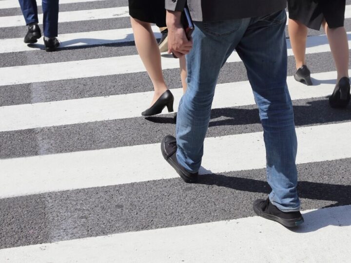 Kierowca Audi potrącił kobietę i uciekł. Policja szybko go ujęła