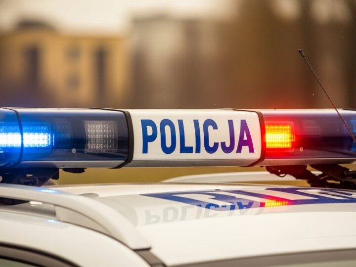 Fałszywe inwestycje w akcje: 56-latek stracił 137 tysięcy złotych w oszustwie