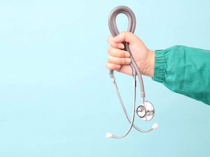 Nowe ambulansy dla szpitala w Zgorzelcu poprawią ratownictwo medyczne