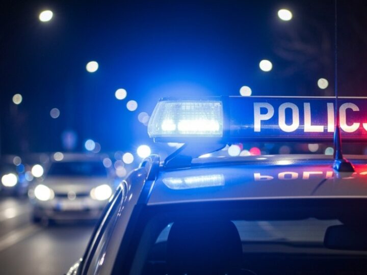 Ucieczka przed policją w Węglińcu: Kierowca bez uprawnień i pijany w rowie