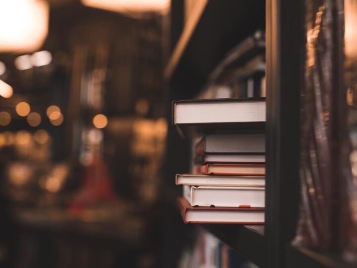 Biblioteka jako przestrzeń tajemnic i odkryć